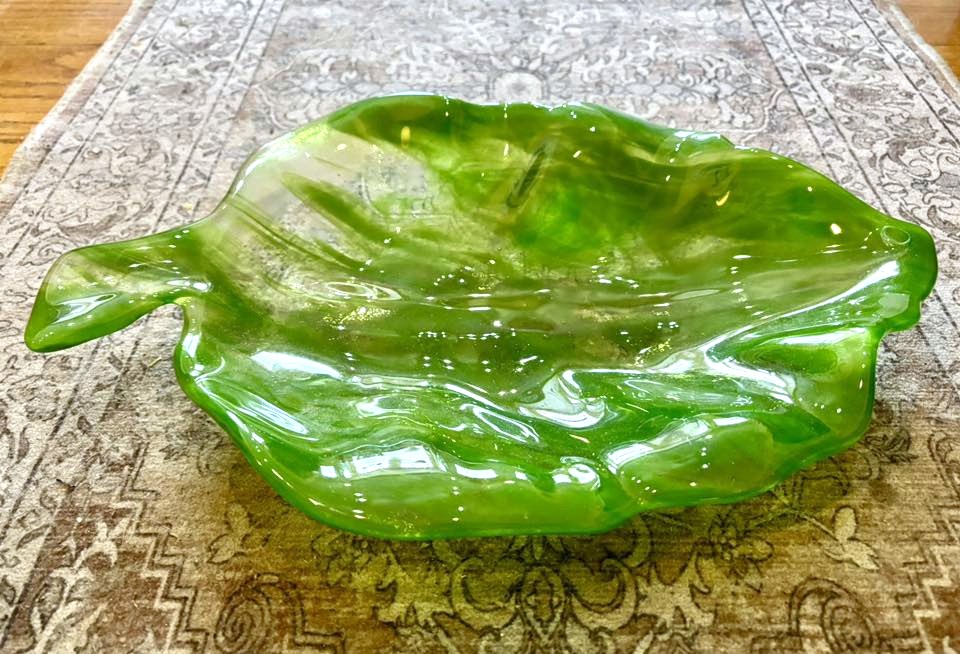 Green Leaf Glass Platter - Blonde Moments
